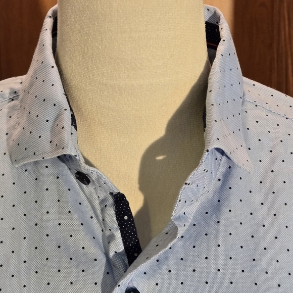 Denim & Flower Ricky Singh Light Blue Polka Dot Button Up Shirt Men's size M - Picture 5 of 16